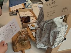 -喜茶(上海打浦桥日月光gelato lab+店)