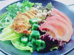 黒藜麦鸡肉沙拉-食间牛排(湖西路店)