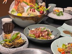 -雍容荟活波龙自助餐(IFS黑金店)