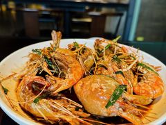 油爆大虾-上名堂·鱼头好吃(体育场路店)