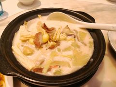 -港丽餐厅(高德置地店)