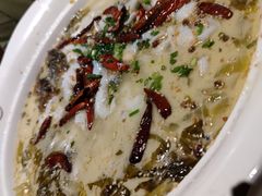 -江渔儿酸菜鱼专门店(明珠广场店)