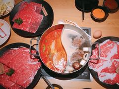 -山川小町·极番烧肉(新地假日广场店)