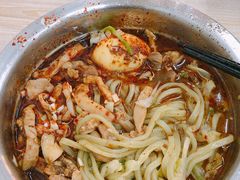 -鹍记特色牛杂面