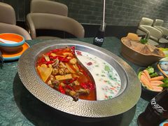 -麻田会 ·鲜活现烹·牛蛙火锅(珠江新城维家思广场店)