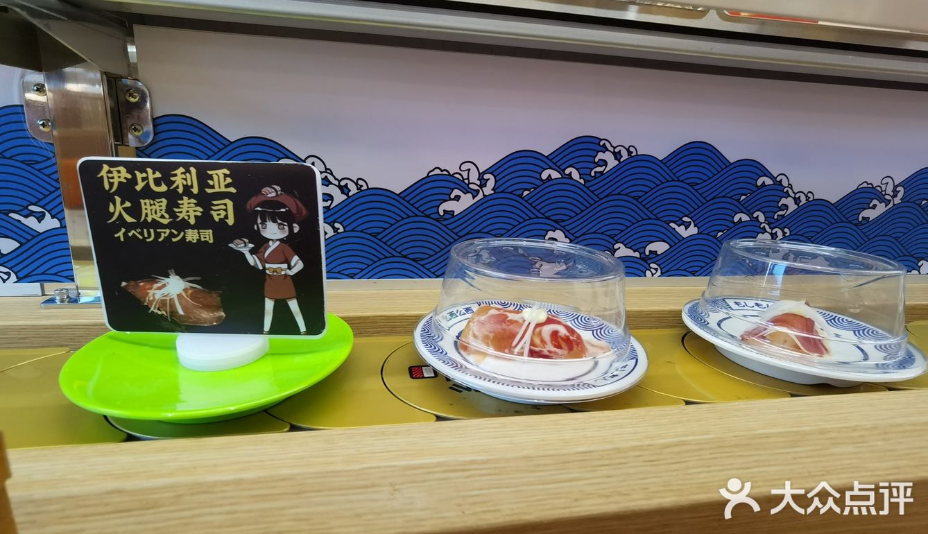 孩子多吃了不少也扭到了心仪的皮卡丘