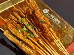 -何师烧烤·香辣蟹·川菜·30年老品牌(太古里旗舰店)