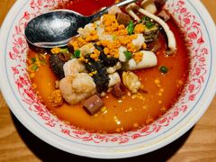 青岛八鲜捞水蛋-波螺油子青岛本帮菜(银座店)