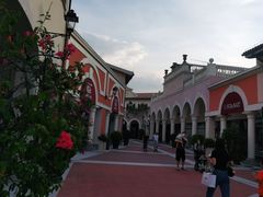 -佛罗伦萨小镇广佛名品奥特莱斯(疏港路店)