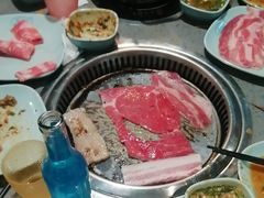 -金滏山烤肉·海鲜·火锅自助餐厅(襄阳万达店)