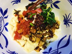 -窄巷子陕菜馆·地道陕西菜(粉巷店)
