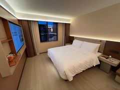 -桔子酒店(成都武侯祠衣冠庙地铁站店)