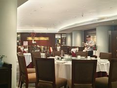 -粤财皇冠假日酒店·彩华轩中餐厅