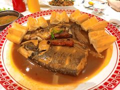鱼头泡油条-名都饭店