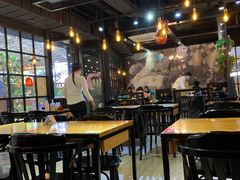 大堂-Thank u mom非油炸健康鸡(万国广场店)