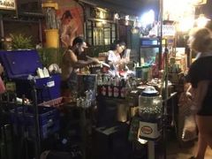 -席娜卡琳火车铁道夜市