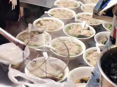 野馄炖-老谢烧烤野馄饨(云霄路店)