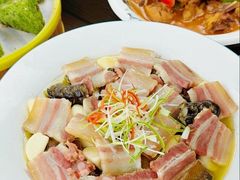 -七的湖·晚芳亭·阳澄湖农家菜·大闸蟹(莲花岛店)