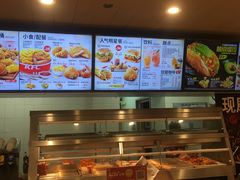 -肯德基(中纬店)