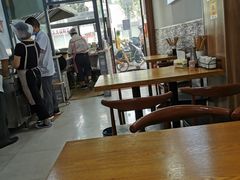 大堂-黄阿姨锅贴大王(万航渡路店)