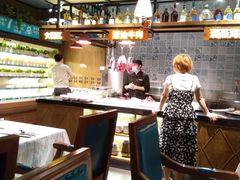 -领鲜活海鲜榴莲自助火锅(东门店)