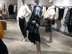 -URBAN REVIVO(西安Momopark店)