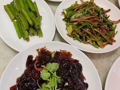 -香港百合居(LCM置汇旭辉广场店)