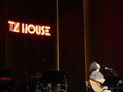 -TZ House音乐现场(来福士中心店)