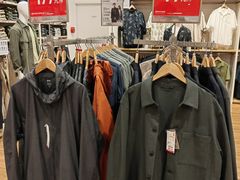 -优衣库(上海中山公园兆丰广场店)