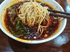 重庆小面-秦云老太婆摊摊面(磁器口店)