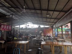 大堂-五七小李子油焖大虾(总店)