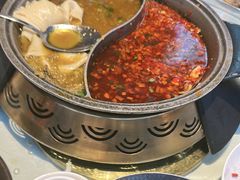 -阿瓦山寨·湘菜现炒·剁椒鱼头王(咸阳总店)