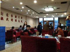 大堂-鑫渔港海鲜本地菜·山海关浑锅(东戴河店)