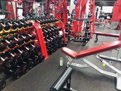 -坚果健身24小时工作室(定西路店)