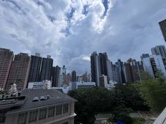 -香港大学
