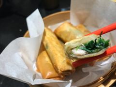 荠菜猪肉春卷-老头儿油爆虾·知味杭州(爱琴海购物中心)