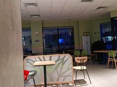 -德克士(绿地店)