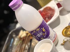 唯怡豆奶-让签签飞小郡肝串串香(春熙路形象店)