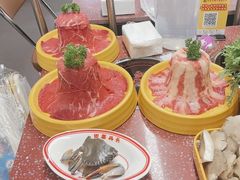 -四囍码头海鲜烧烤自助火锅(外滩南京东路悦荟广场店)