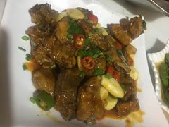 红烧排骨-陈帅夜排档·龙虾·炒菜·烤串(世茂店)
