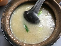 -长城砂煲田鸡粥