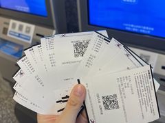 -冰纷万象滑冰场(南山万象天地店)