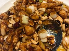 宫保鸡丁-眉州东坡(上海中心店)