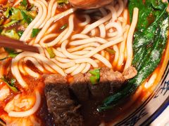 -鑫花溪牛肉米粉(东环大润发店)