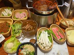 -独食火锅·半米屋台(直营总店)