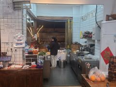 -佬缸炮江湖川菜(玉林店)