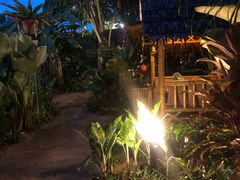 -Thiw Soen Seafood Restaurant