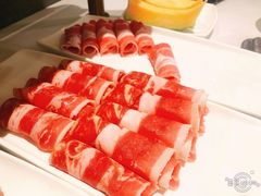 肥牛-海底捞火锅(长宁路龙之梦店)