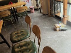 -丽丽三鲜螺蛳粉(田林路店)