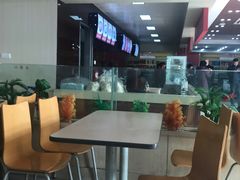 -淀山湖服务区餐厅